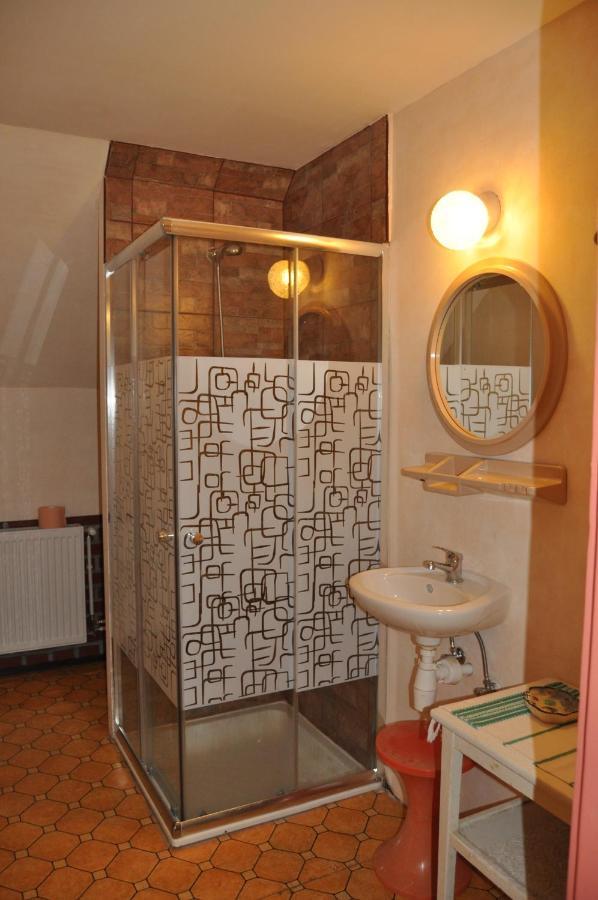 R&B Vendeghaz Apartment Balatonakarattya Bagian luar foto