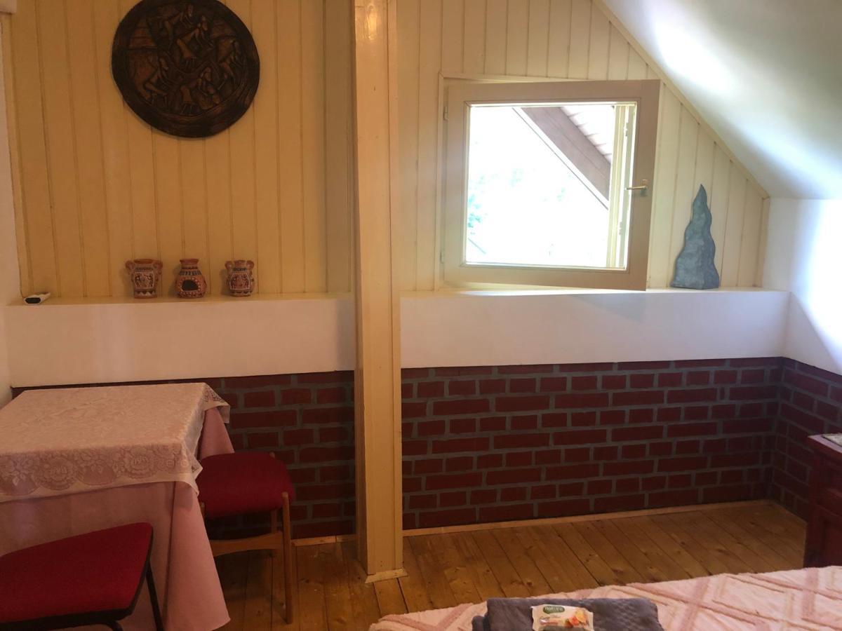 R&B Vendeghaz Apartment Balatonakarattya Bagian luar foto